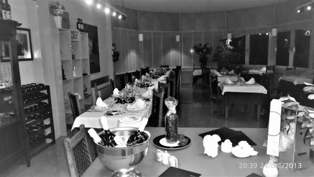 Hotel Della Posta Biasca Bagian luar foto